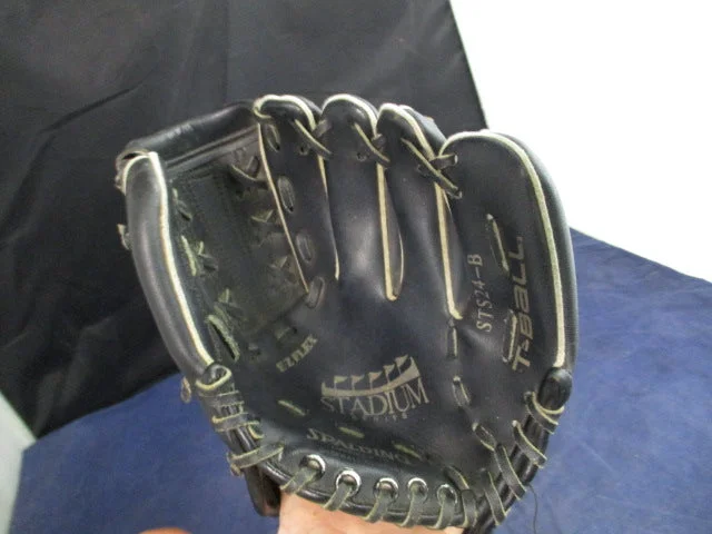 Baseball glove comparison guidesUsed Spalding Stadium T-Ball Glove