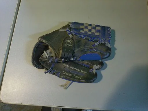 Baseball glove bulk discountsUsed MacGregor T-Ball Junior Superstar Series Size 10" Baseball Glove