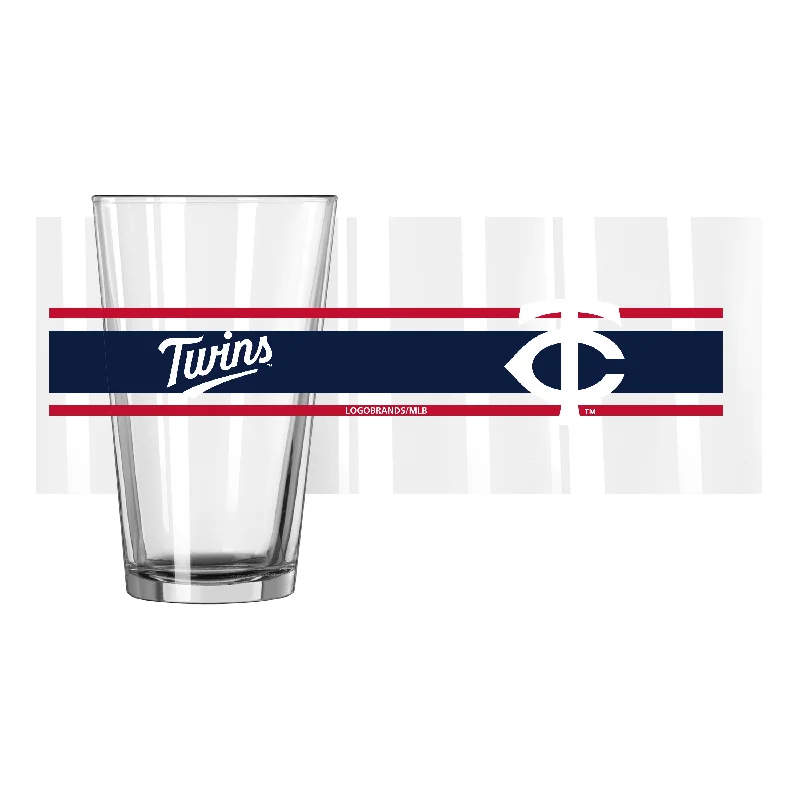 Team cups for dance teamsMinnesota Twins 16oz Stripe Pint Glass