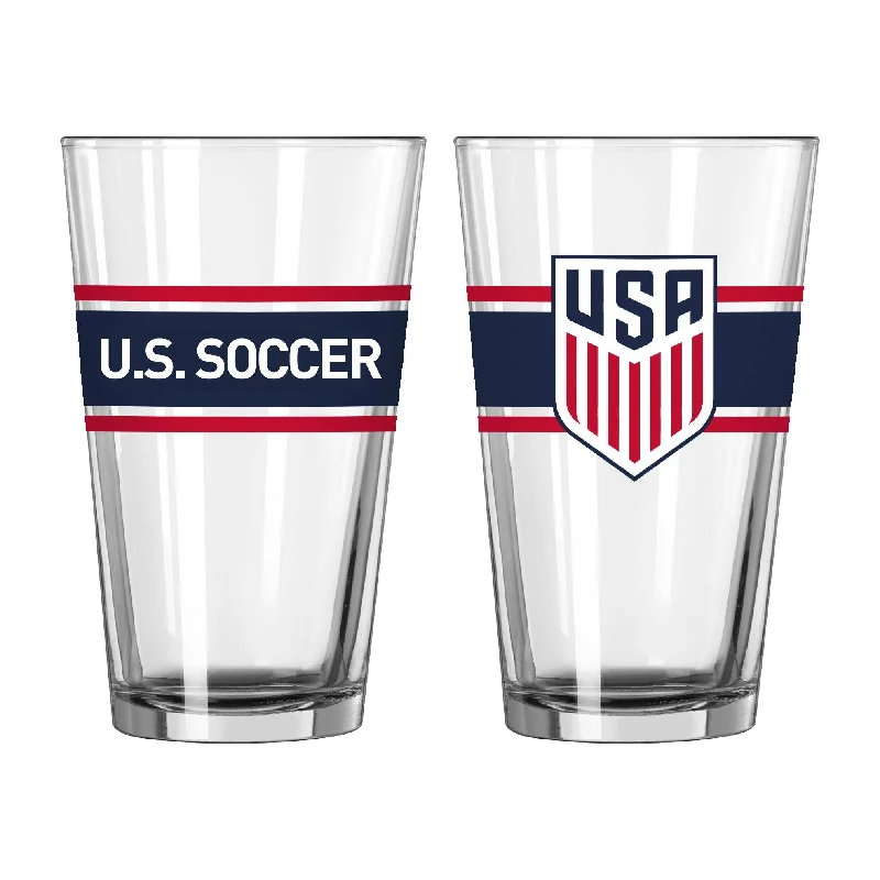 Team cups for cheerleading squadsUS Mens Soccer 16oz Stripe Glass Pint