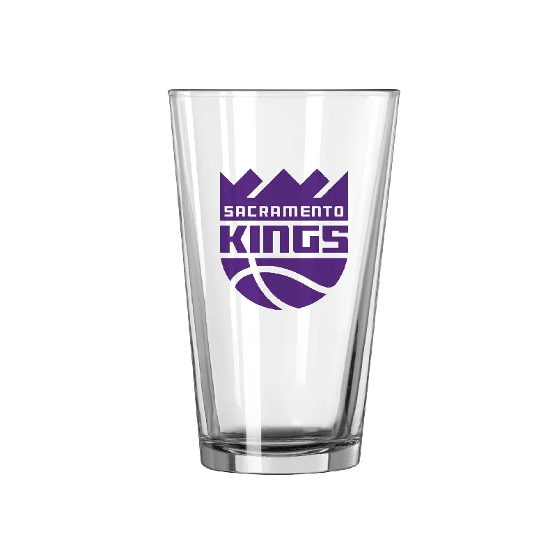 Team cups for office competitionsSacramento Kings 16oz Gameday Pint Glass