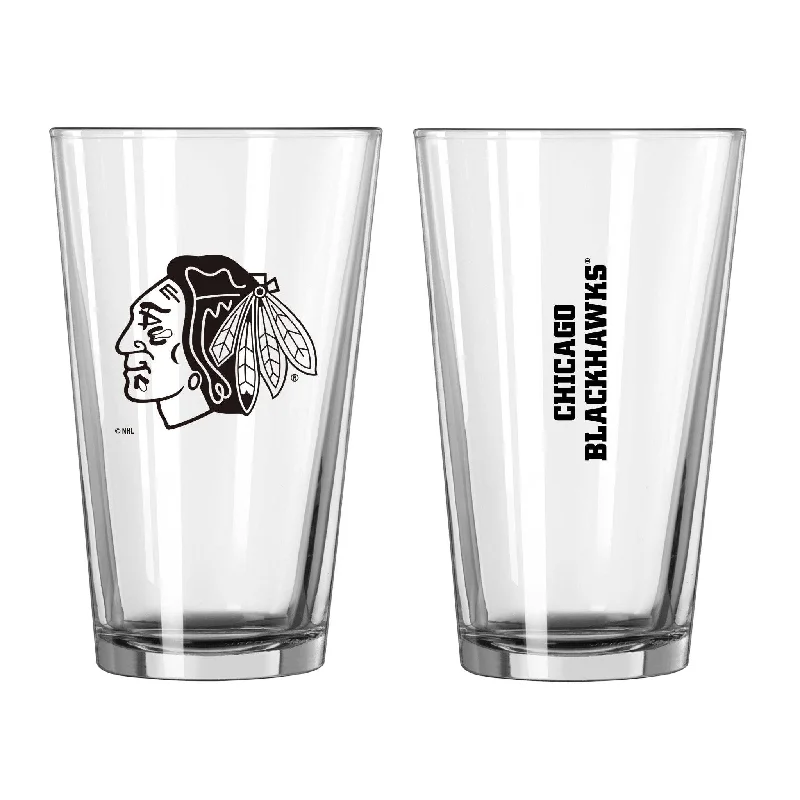 Team cups for end-of-season celebrationsChicago Blackhawks 16oz Gameday Pint Glass