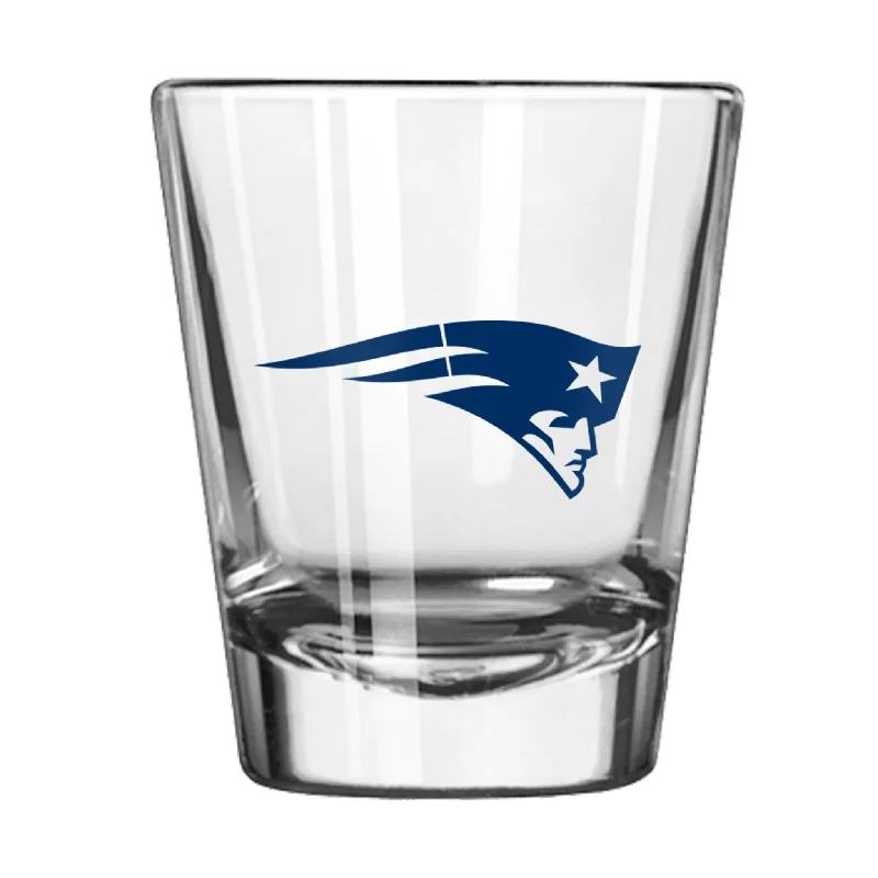 Team cups for adult leaguesNew England Patriots 2oz Gameday Shot Glass